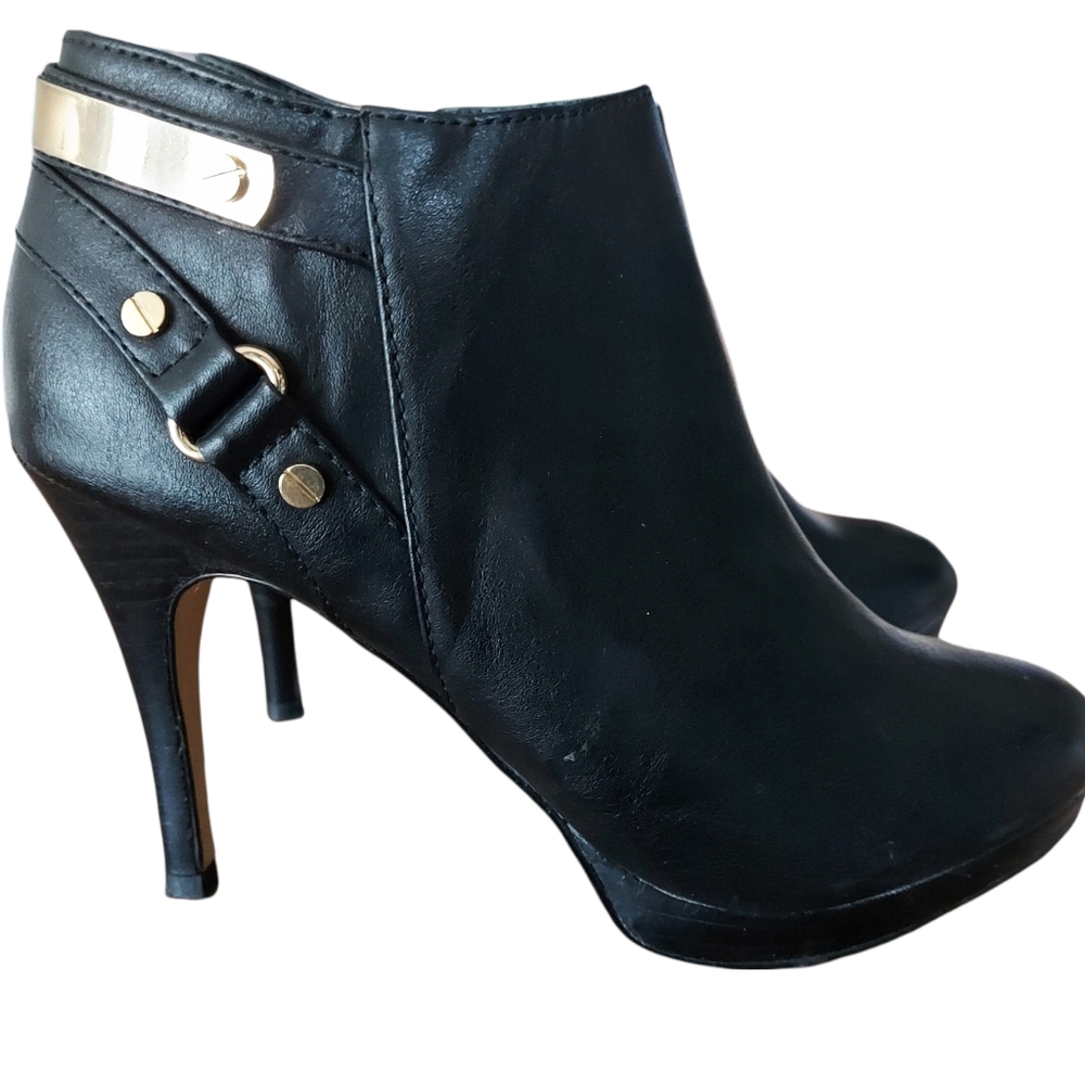 Marc Fisher Blaine platform ankle leather Black booties Size 5